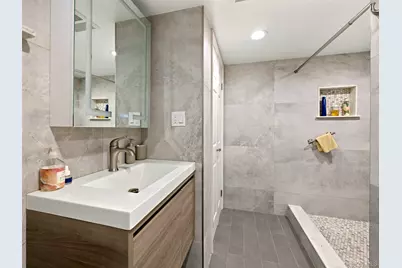 215 N Brookside Avenue, Freeport, NY 11520 - Photo 7