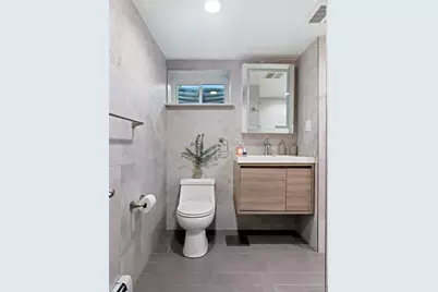 215 N Brookside Avenue, Freeport, NY 11520 - Photo 9