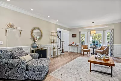 87 Mayfair Road, Nesconset, NY 11767 - Photo 5