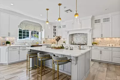 87 Mayfair Road, Nesconset, NY 11767 - Photo 17