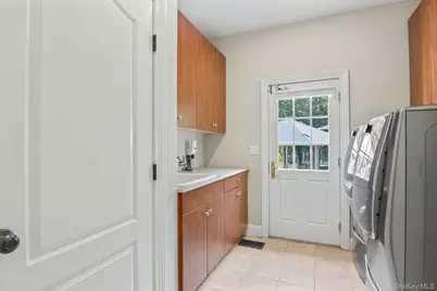 87 Mayfair Road, Nesconset, NY 11767 - Photo 23