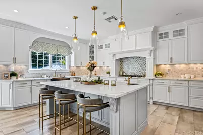 87 Mayfair Road, Nesconset, NY 11767 - Photo 15