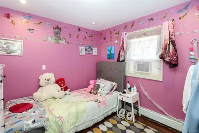 1078 Northgate Court, Uniondale, NY 11553 - Photo 17