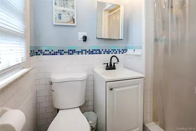 1078 Northgate Court, Uniondale, NY 11553 - Photo 15