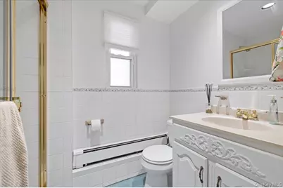 214 Haypath Road, Old Bethpage, NY 11804 - Photo 7