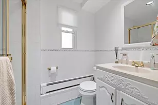 214 Haypath Rd, Old Bethpage, NY 11804 - Photo 7