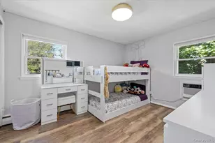 214 Haypath Rd, Old Bethpage, NY 11804 - Photo 17