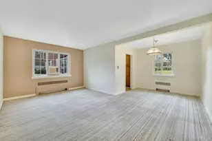 44 Nathan Hale Dr, Huntington, NY 11743 - Photo 7