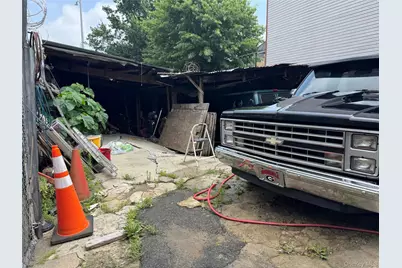 510 Evergreen Ave, Brooklyn, NY  - Photo 3