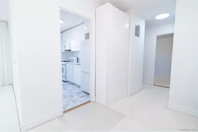 1 Sadore Lane #5A, Yonkers, NY 10710 - Photo 13