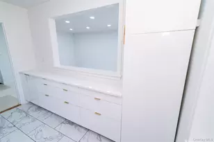 1 Sadore Ln, Yonkers, NY 10710 - Photo 7