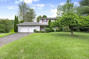 2 Mohican Rd, Newburgh, NY 12550 - Photo 31