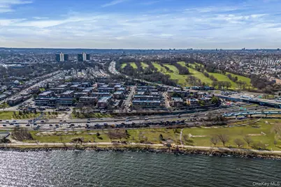 208-06 Robert Road #2, Bayside, NY 11360 - Photo 25