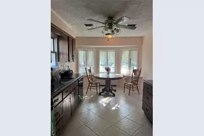 614 Bond Court, Merrick, NY 11566 - Photo 11