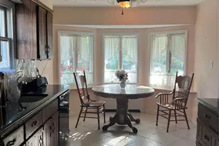 614 Bond Ct, Merrick, NY 11566 - Photo 11