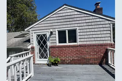 614 Bond Court, Merrick, NY 11566 - Photo 17