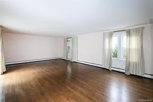 52-50 Little Neck Pkwy, Little Neck, NY 11362 - Photo 13