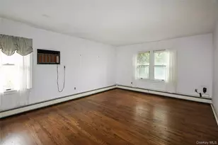 52-50 Little Neck Pkwy, Little Neck, NY 11362 - Photo 25