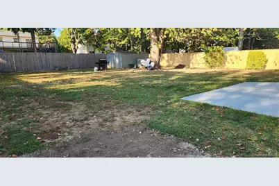 109 Merrill Street, Brentwood, NY 11717 - Photo 15