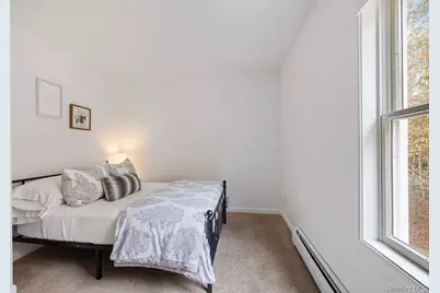 4 Wooded Lane, Hampton Bays, NY 11946 - Photo 15