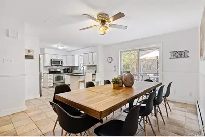 4 Wooded Lane, Hampton Bays, NY 11946 - Photo 5