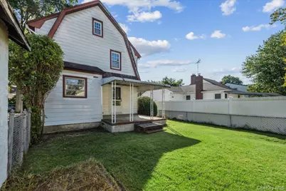 39 Linmouth Road, Malverne, NY 11565 - Photo 45