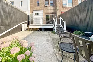 21-14 45th St, Astoria, NY 11105 - Photo 31