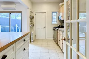 21-14 45th St, Astoria, NY 11105 - Photo 15