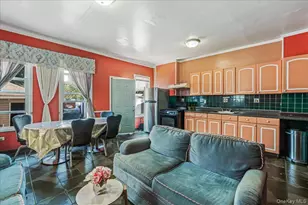 94-28 112th St, Richmond Hill, NY 11419 - Photo 5