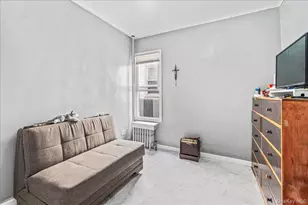 94-28 112th St, Richmond Hill, NY 11419 - Photo 7