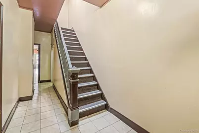 9428 112th Street, Richmond Hill, NY 11419 - Photo 11