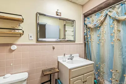 9428 112th Street, Richmond Hill, NY 11419 - Photo 19