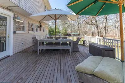 6 Bayview Terrace, Hampton Bays, NY 11946 - Photo 33