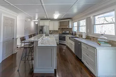 6 Bayview Terrace, Hampton Bays, NY 11946 - Photo 7