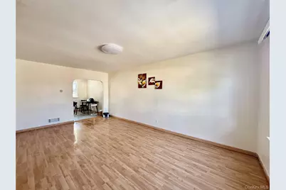 16042 26th Avenue, Flushing, NY 11358 - Photo 3