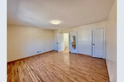 16042 26th Avenue, Flushing, NY 11358 - Photo 7
