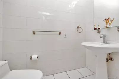 708 Park Lane, Cedarhurst, NY 11516 - Photo 13