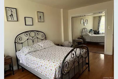 60-11 Broadway #3S, Woodside, NY 11377 - Photo 5