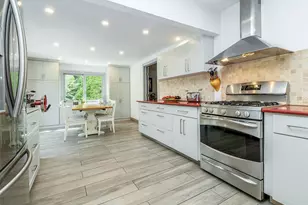 35 Highland Rd, Glen Cove, NY 11542 - Photo 11