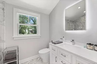 16 Pin Oak Lane, Westhampton Beach, NY 11978 - Photo 21