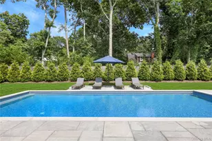 16 Pin Oak Ln, Westhampton Beach, NY 11978 - Photo 3