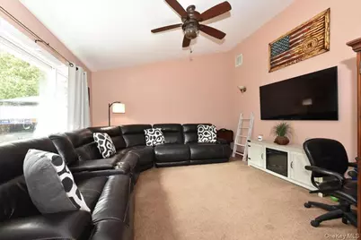 4042 Old Post Road, Seaford, NY 11783 - Photo 17