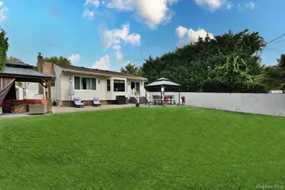 4042 Old Post Road, Seaford, NY 11783 - Photo 29