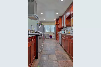 102 Branch Avenue, Central Islip, NY 11722 - Photo 11