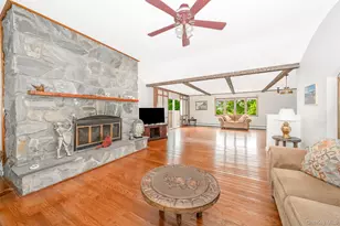 138 St Marks Pl, Massapequa, NY 11758 - Photo 7