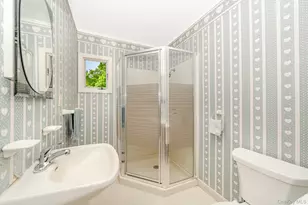 138 St Marks Pl, Massapequa, NY 11758 - Photo 13