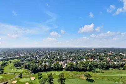 269-10 Grand Central Parkway #30W, Floral Park, NY 11005 - Photo 17