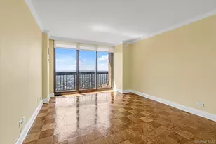 269-10 Grand Central Pkwy, Floral Park, NY 11005 - Photo 15