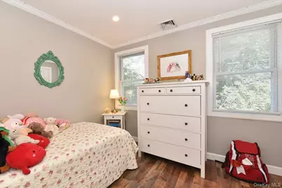 119 Sheridan Avenue, Williston Park, NY 11596 - Photo 13