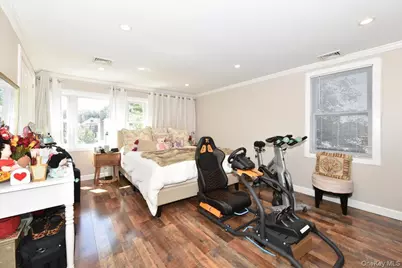 119 Sheridan Avenue, Williston Park, NY 11596 - Photo 11